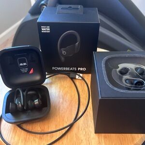 Powerbeats pro beats wireless earphones